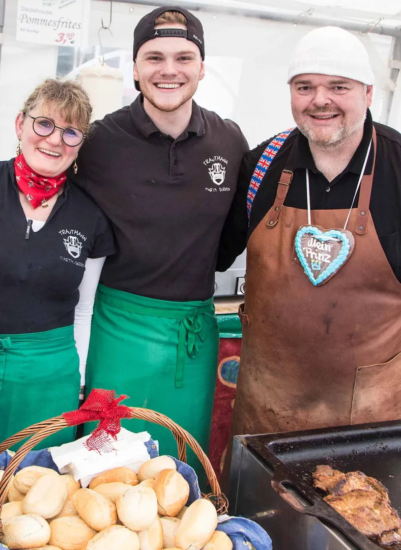 Familie und Team der Metzgerei Trautmann in Mannheim-Feudenheim